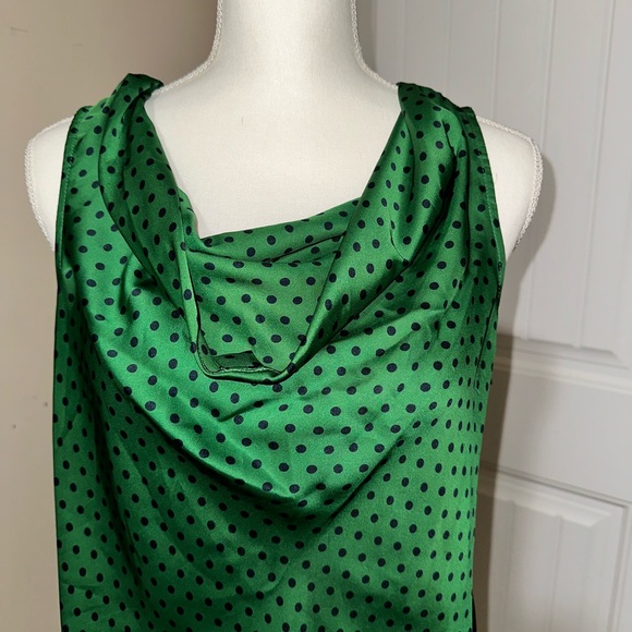 Dalia Collection Green with black polka dots sleeveless drop neck blouse - Picture 3 of 7